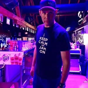 Meet your Posher, Thomas